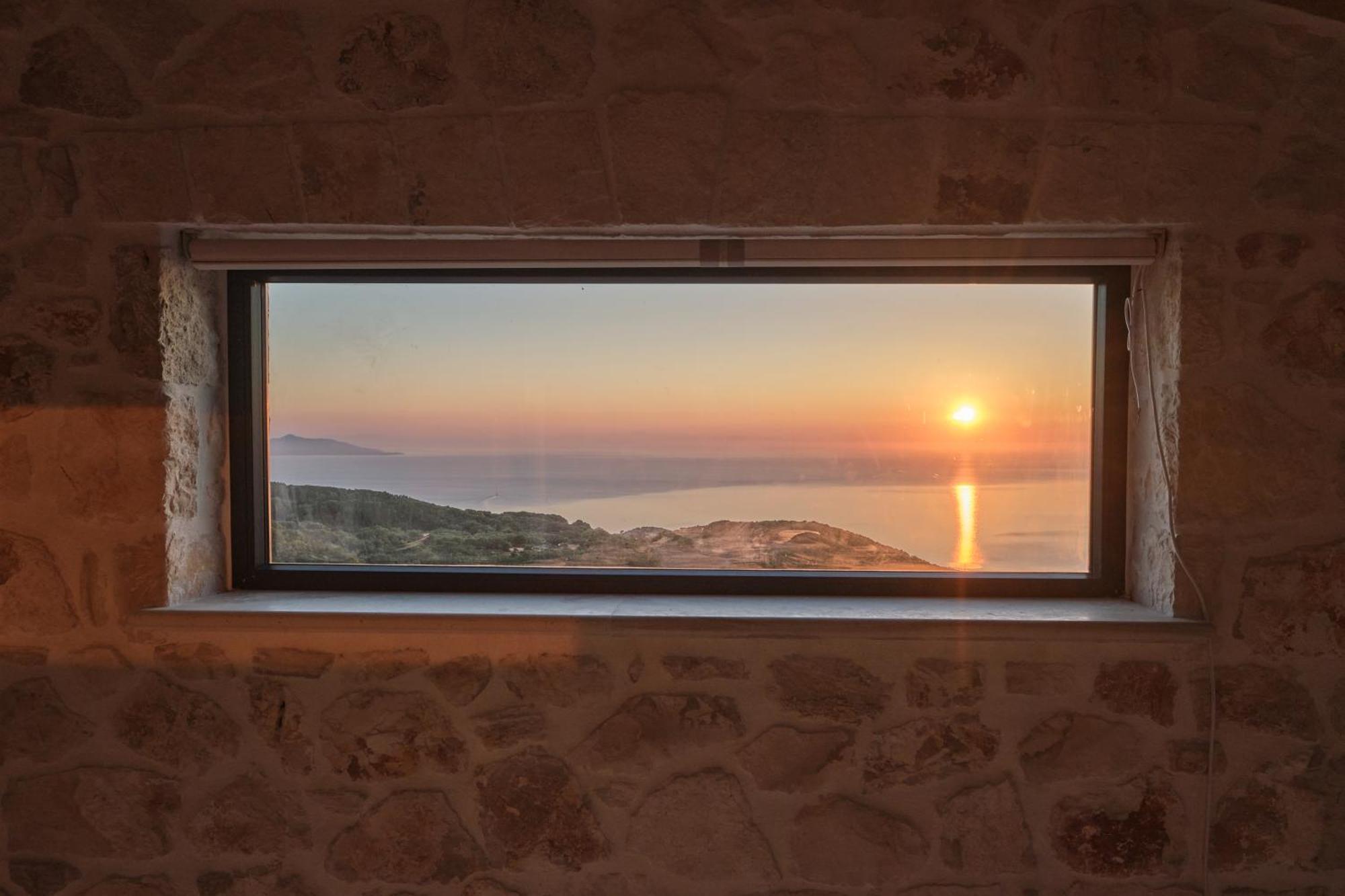 Aroa Eco Living Experience Villa Volímai Exteriör bild