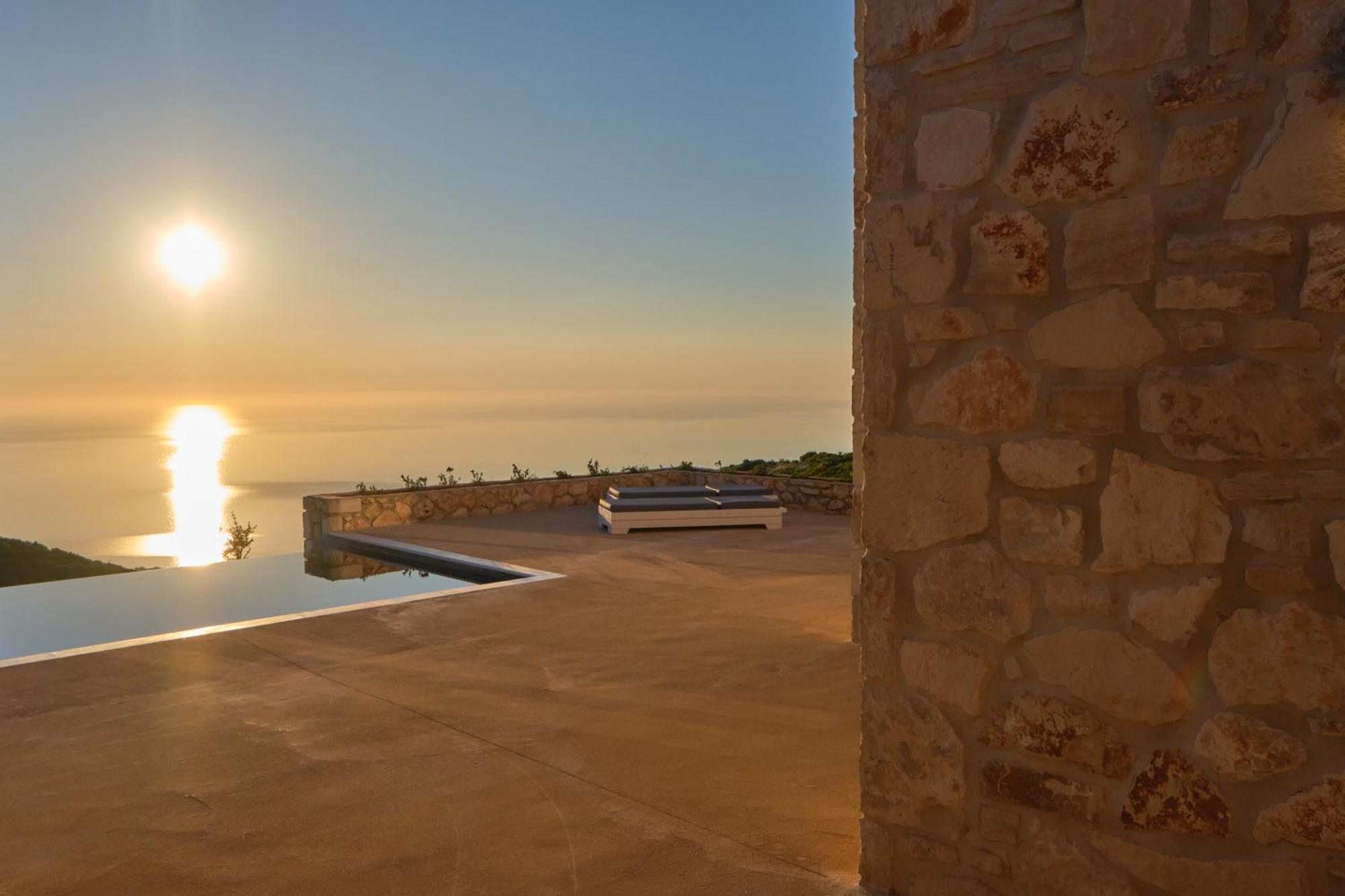 Aroa Eco Living Experience Villa Volímai Exteriör bild